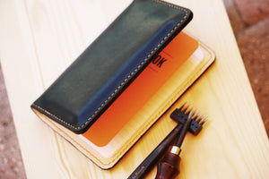 Travel wallet - Horween Dublin Leather - 010120