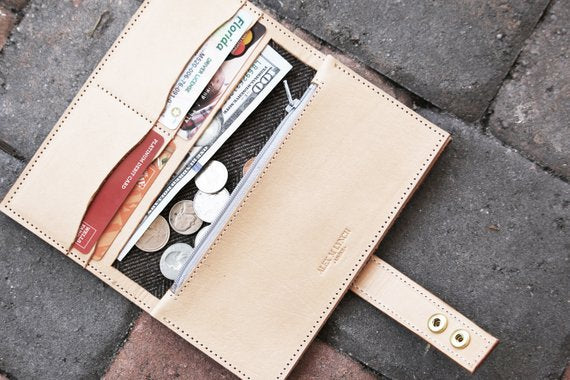 Natural leather wallet - 010109