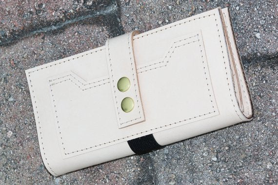 Natural leather wallet - 010109