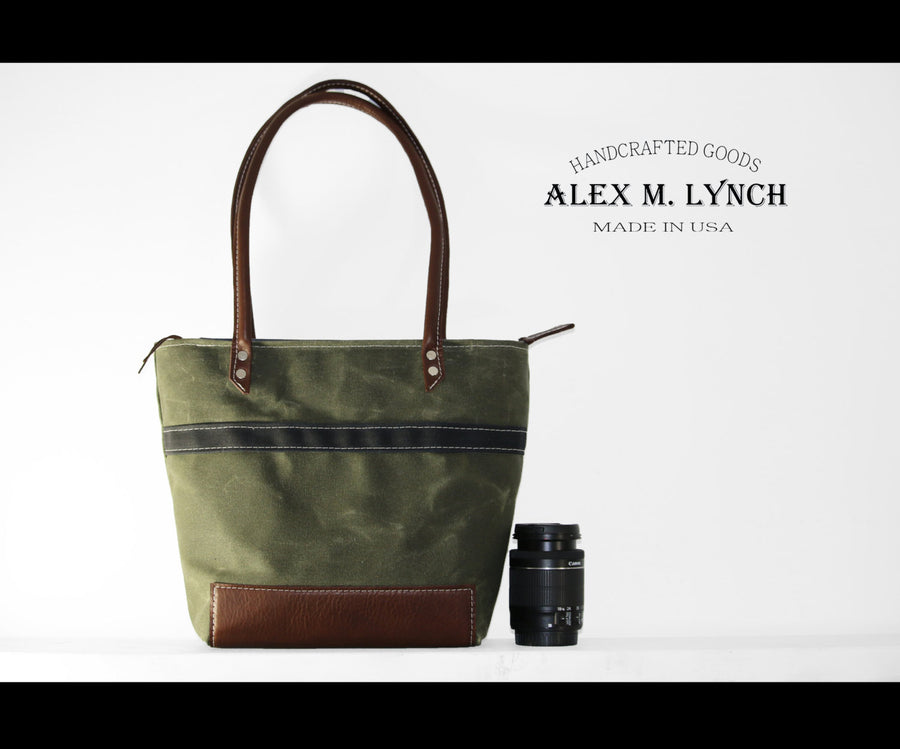 PETITE ZIPPERED TOTE