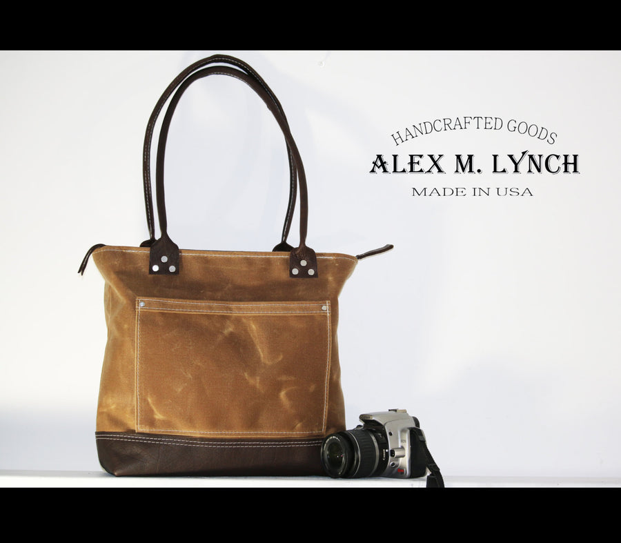 ZIPPERED RUGGED BAG