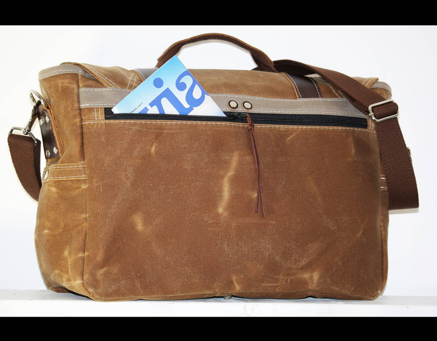 LAPTOP MESSENGER #010060
