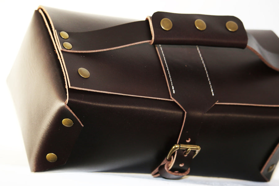 LEATHER TOILETRY BAG DOPP KIT